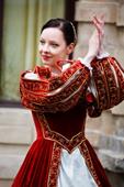 Nápověda tanec,slavnostní šaty,tradice