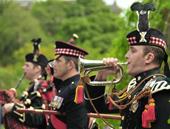 Answer bugle,bagpipes,medals